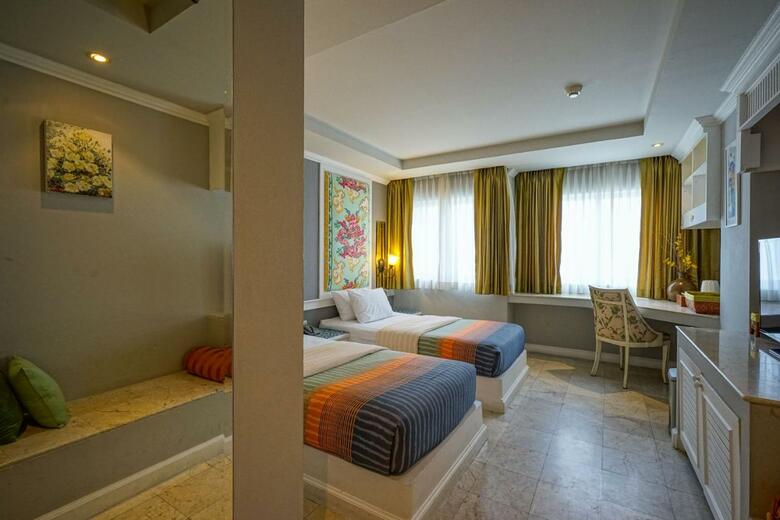 Hotel At Pingnakorn