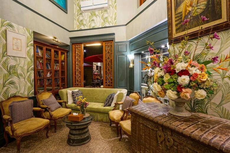 Hotel At Pingnakorn