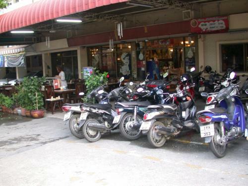 Inthanin Hotel