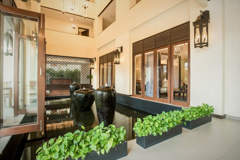 De Chai The Colonial Hotel