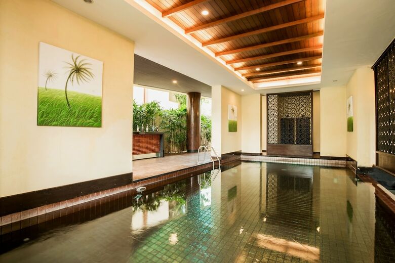 De Chai The Colonial Hotel