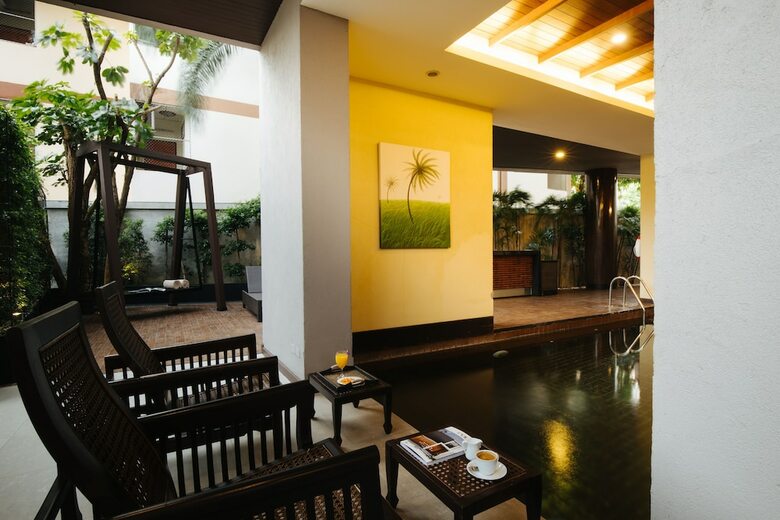 De Chai The Colonial Hotel