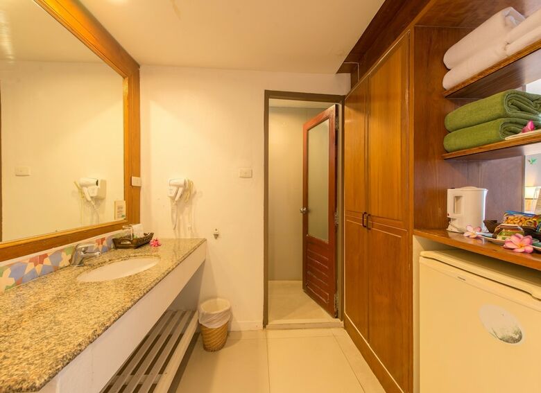 Hotel The Viridian Resort