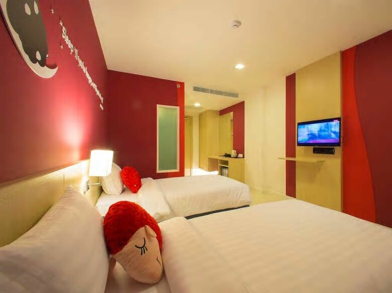Sleep With Me Hotel Design Hotel @ Patong