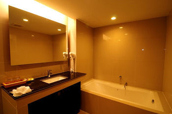 Aspery Hotel