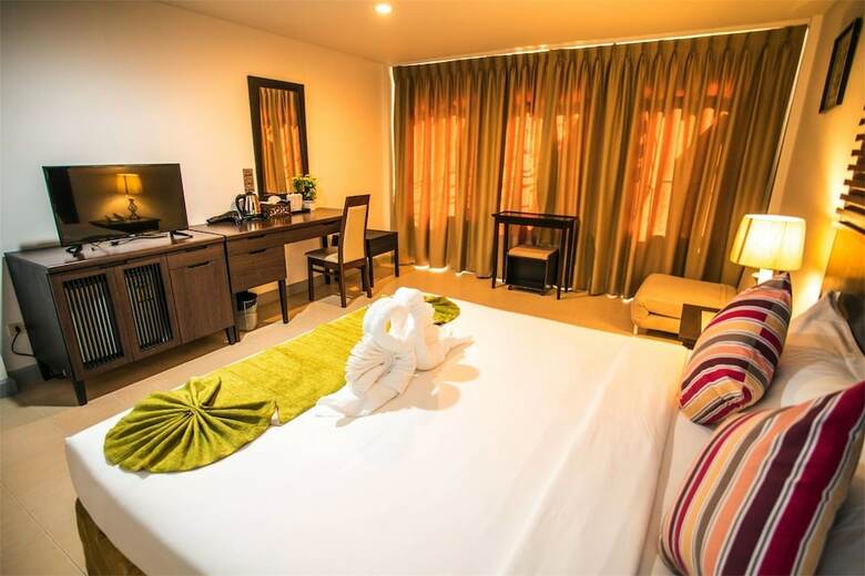 Hostal Sino House Patong