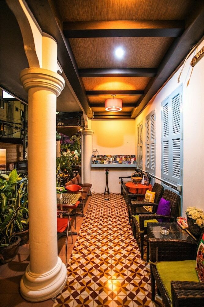 Hostal Sino House Patong