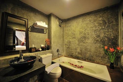 Siralanna Hotel