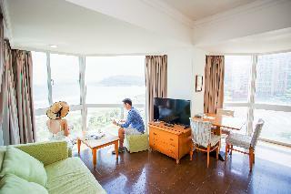 Pacific Hot Spring Hotel, Green Bay