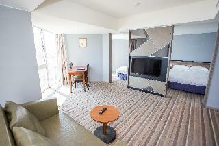 Pacific Hot Spring Hotel, Green Bay
