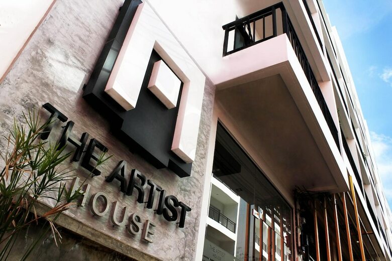 Hotel The Artist House