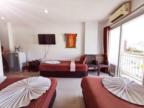 Golden House Hotel