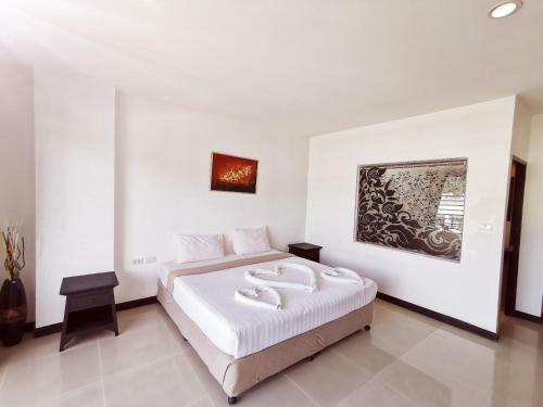 Golden House Hotel