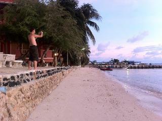Hotel Black  White Bungalows