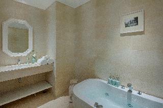 Silverland Charner Hotel