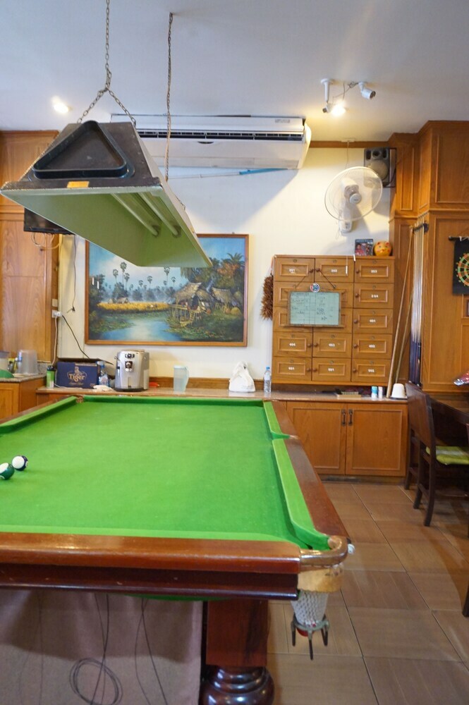 Hostal Andaman Sea Guesthouse