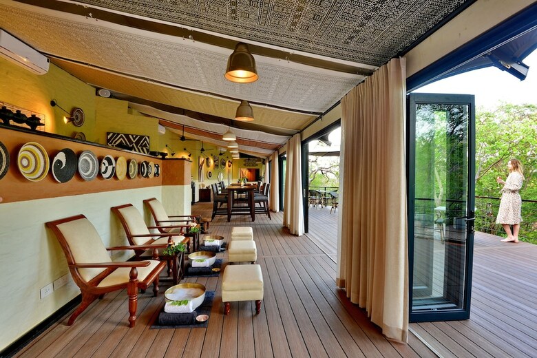 Hotel Victoria Falls Safari Lodge