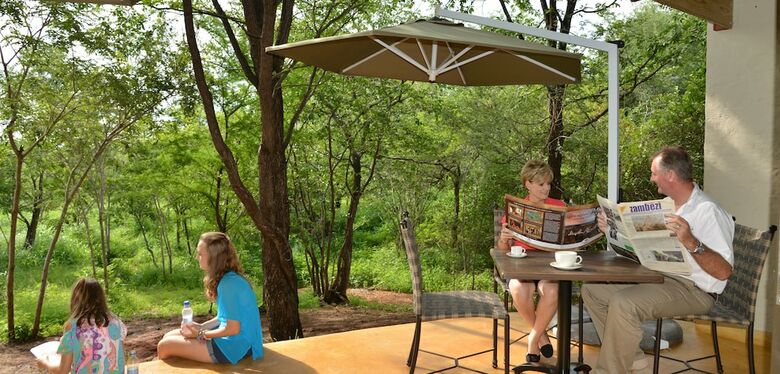 Hotel Victoria Falls Safari Suites