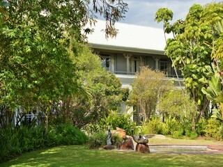 Hotel Cresta Lodge