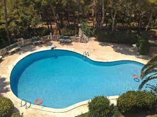 Urb Vallpineda Apts San Fermin - Three Bedroom