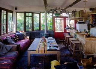 Hotel Bamboo, The Guest House