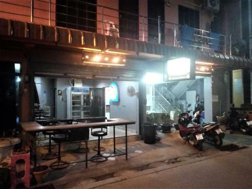 Hostal The Guest House