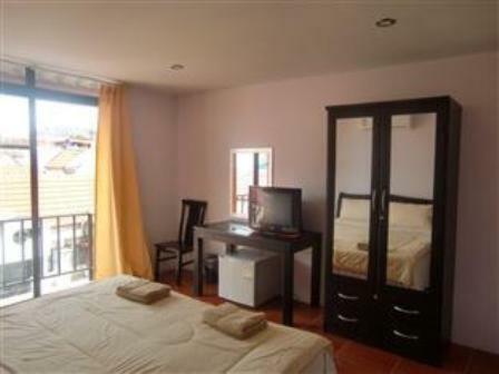 Hostal Happy Guest House