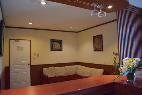 Hotel Outdoor Inn & Restaurant