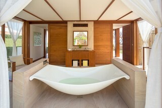 Hotel Fusion Resort Cam Ranh