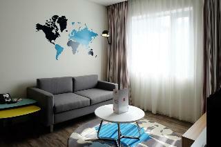 Hotel Ibis Saigon Airport