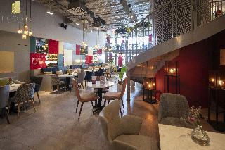 Hotel The Costa Nha Trang Residences