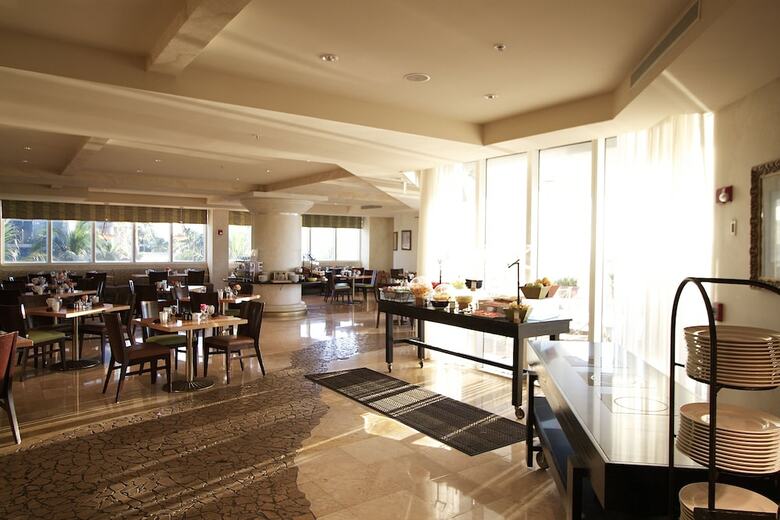 Hotel Doubletree Ocean Point Resort & Spa