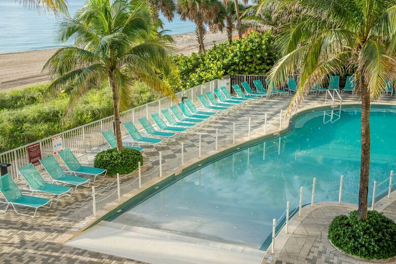 Hotel Doubletree Ocean Point Resort & Spa