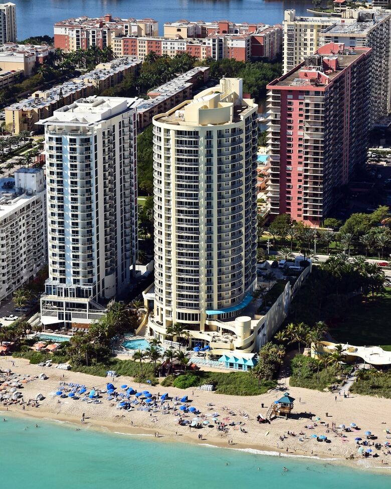 Hotel Doubletree Ocean Point Resort & Spa