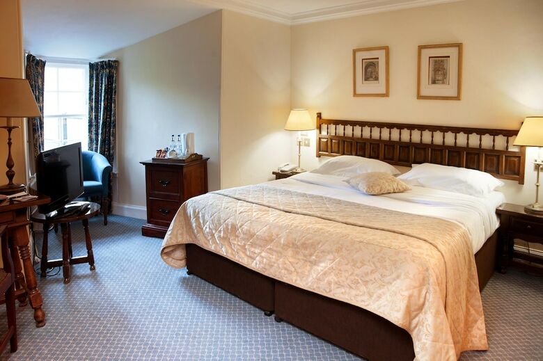 Hotel Dalhousie Castle