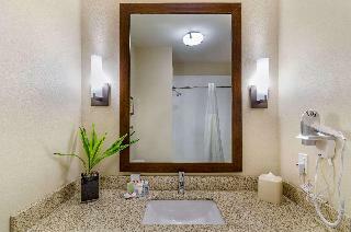 Hotel Comfort Inn & Suites