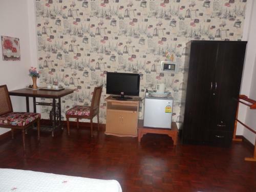 Hostal Hua Hin Tour Guesthouse