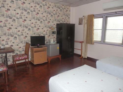 Hostal Hua Hin Tour Guesthouse