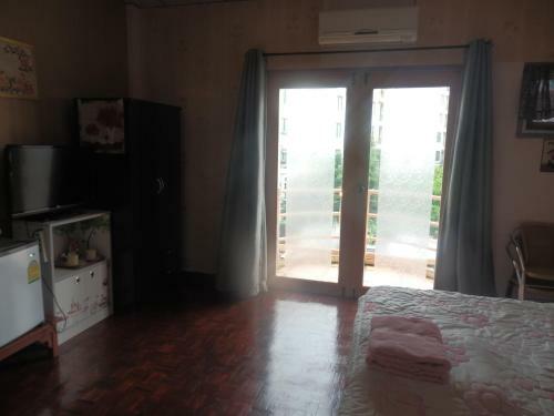 Hostal Hua Hin Tour Guesthouse