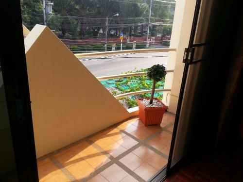 Hostal Hua Hin Tour Guesthouse