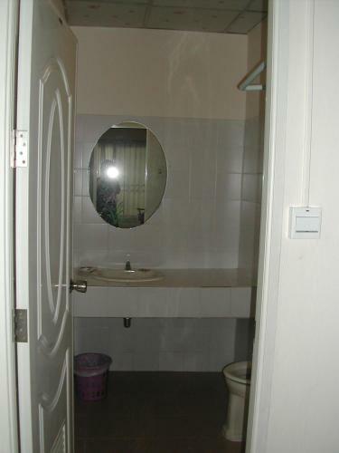 Hostal Hua Hin Tour Guesthouse