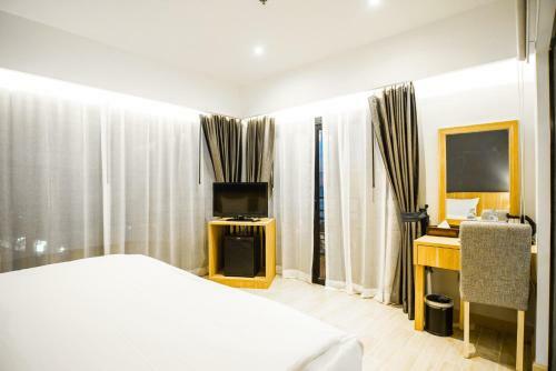 Beach Terrace Hotel