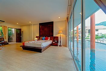 Albergue Aonang Regent Hotel