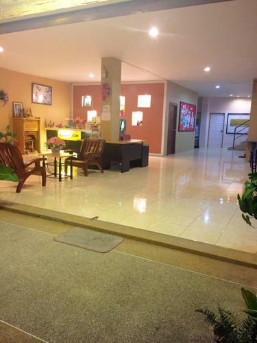 Apartamentos Pornthep Mansion