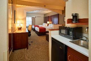 Hotel Comfort Suites Near Penn State