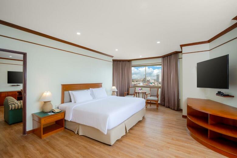 Star Hotel