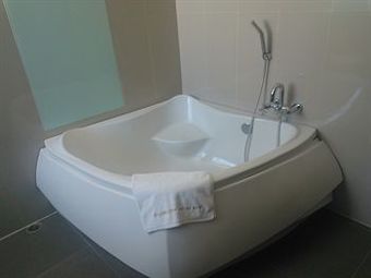 Golden City Rayong Hotel