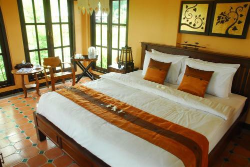 Hotel Baan Chai Thung Resort