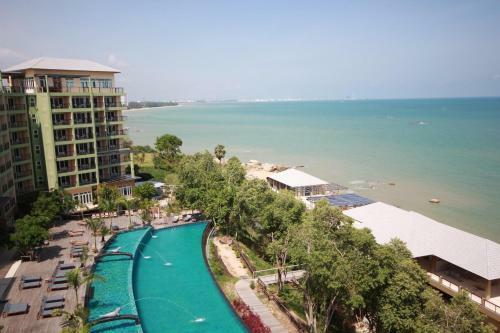 Hotel Royal Phala Cliff Beach Resort & Spa