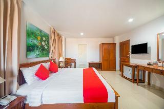 Oyo 239 Dee Viking Hotel Patong